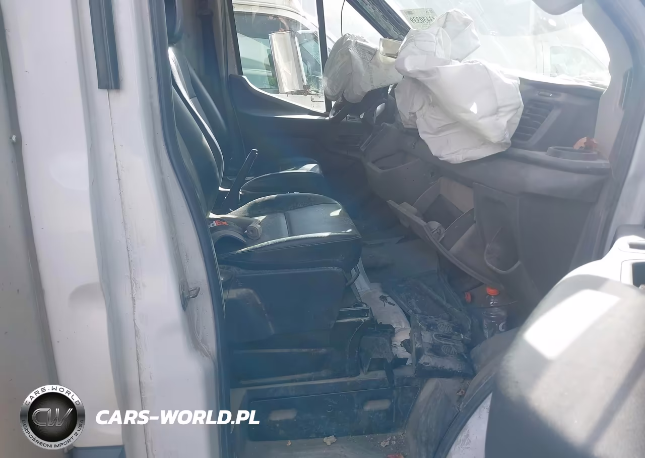 2021 Ford Transit-350 Cutaway VIN:1FDBF6P82MKA40950 - 7