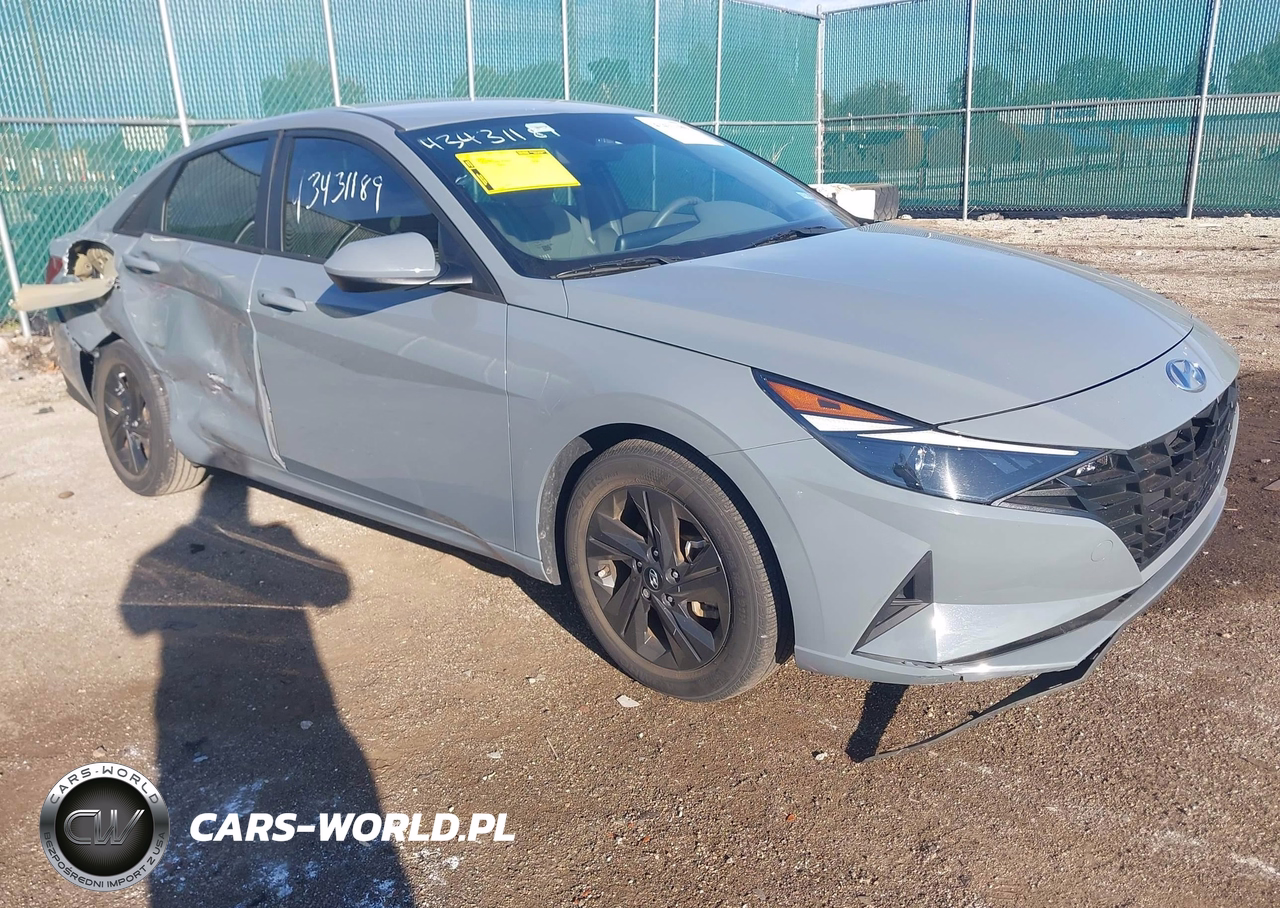 2022 Hyundai Elantra Sel