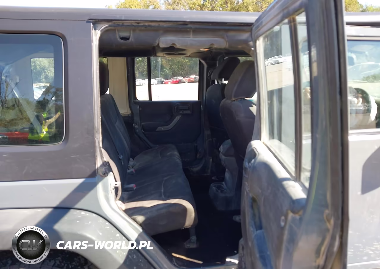 2014 Jeep Wrangler Unlimited Sport Rhd VIN:1C4BJWKG5EL262766 - 8