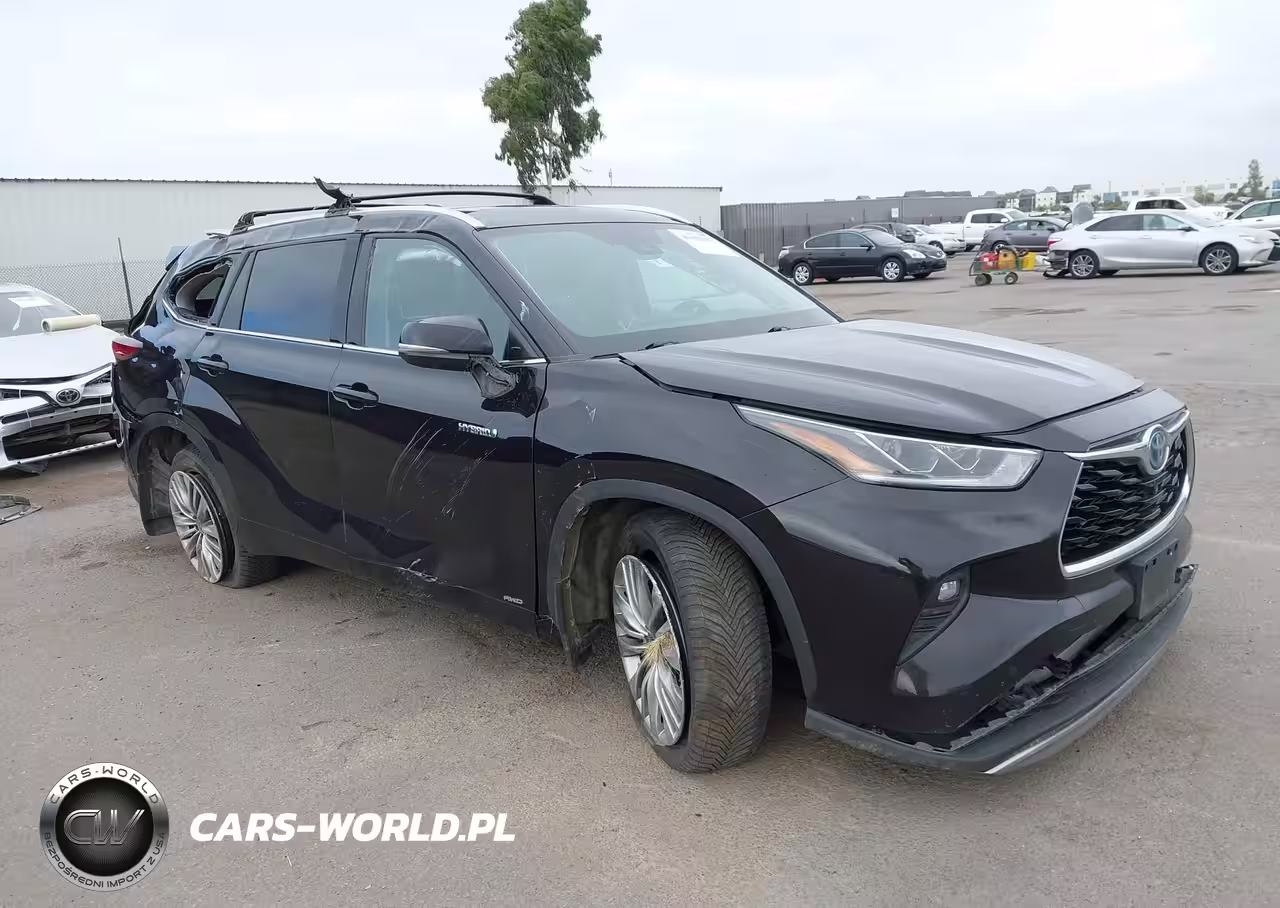 2021 Toyota Highlander Hybrid Platinum