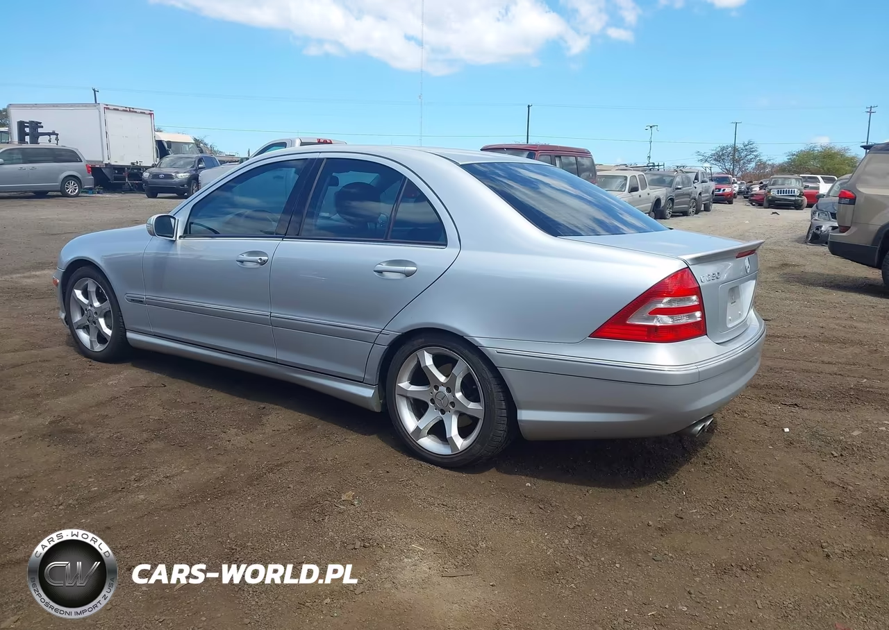 2007 Mercedes-Benz C 230 Sport VIN:WDBRF52H67F902521 - 3