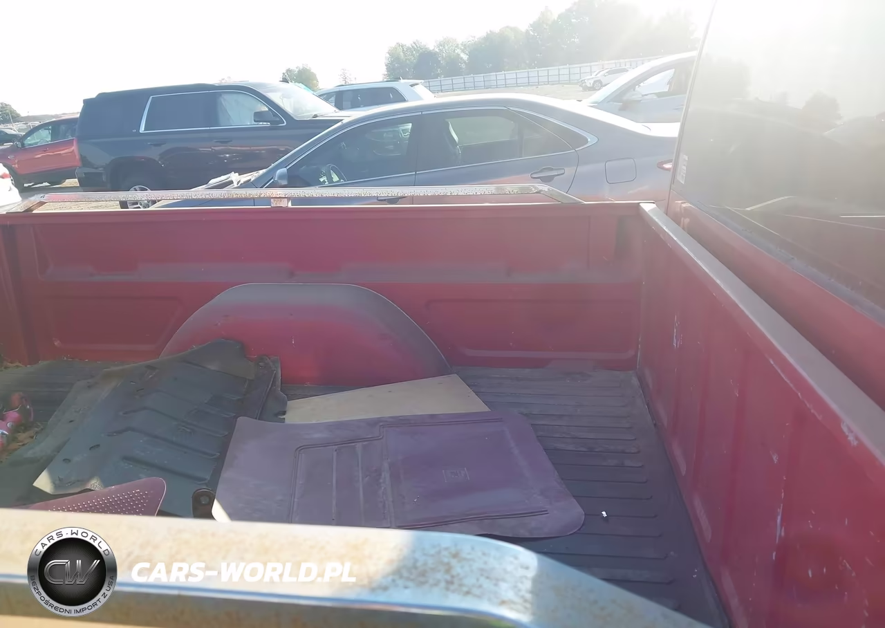 1988 GMC Gmt-400 K1500 VIN:1GTDK14K8JZ559189 - 8