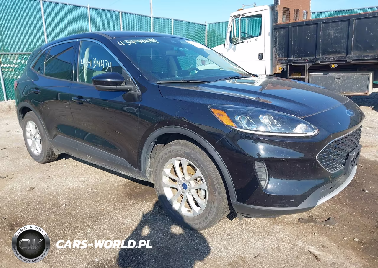 2020 Ford Escape Se