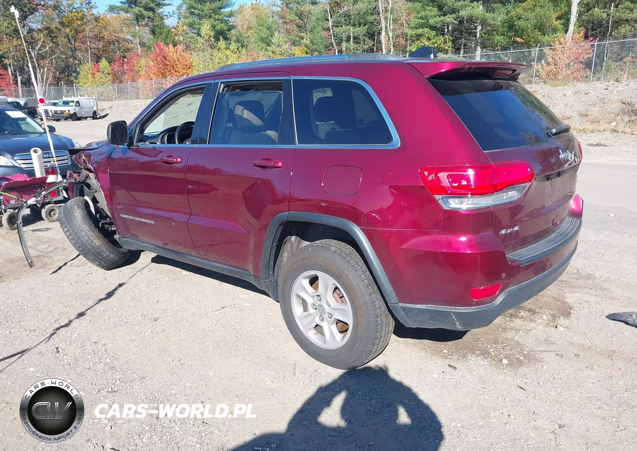 2016 Jeep Grand Cherokee Laredo VIN:1C4RJFAG1GC312713 - 3