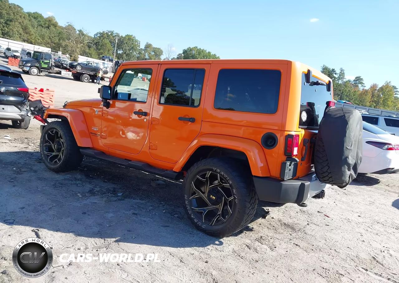 2012 Jeep Wrangler Unlimited Sahara VIN:1C4BJWEGXCL210090 - 3