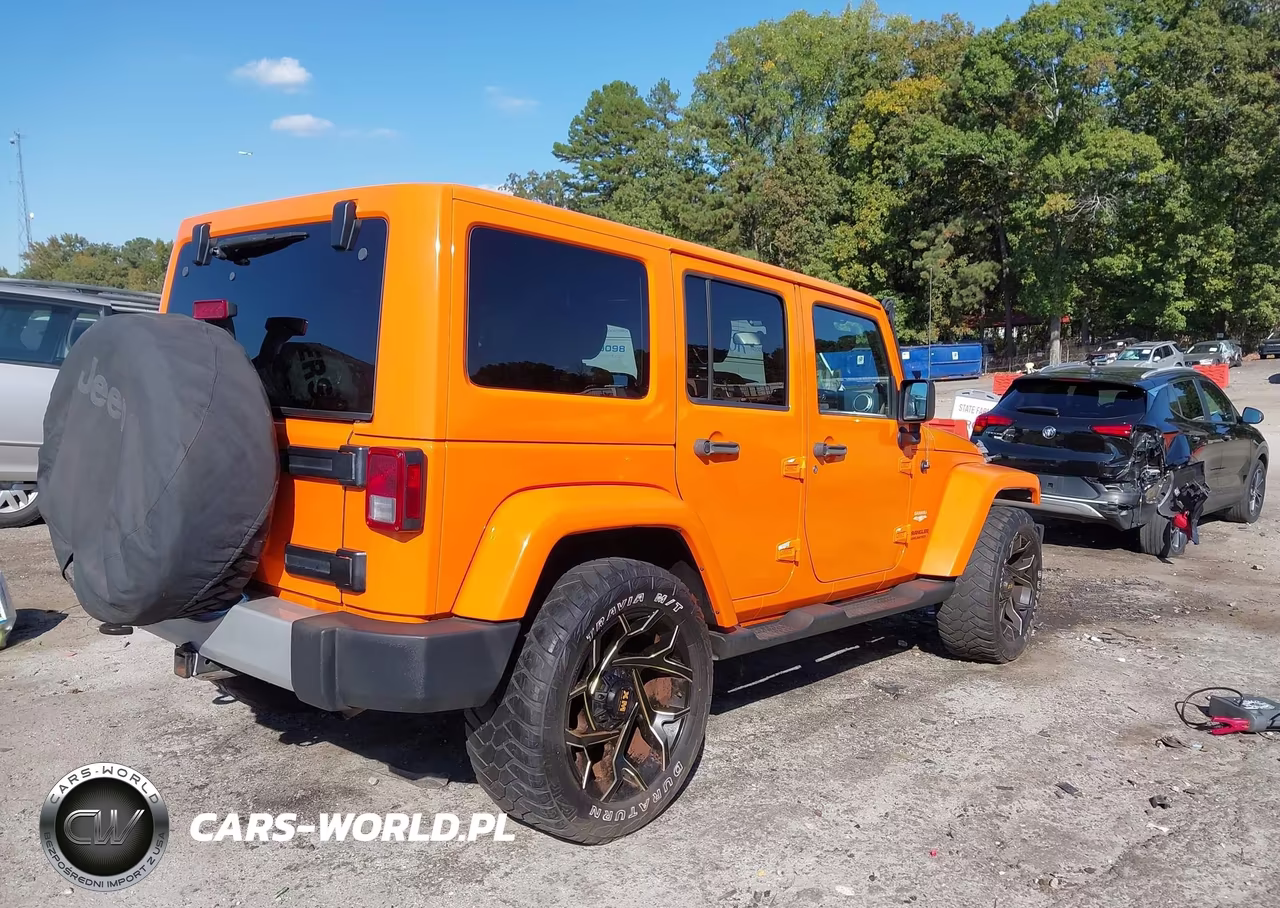 2012 Jeep Wrangler Unlimited Sahara VIN:1C4BJWEGXCL210090 - 4