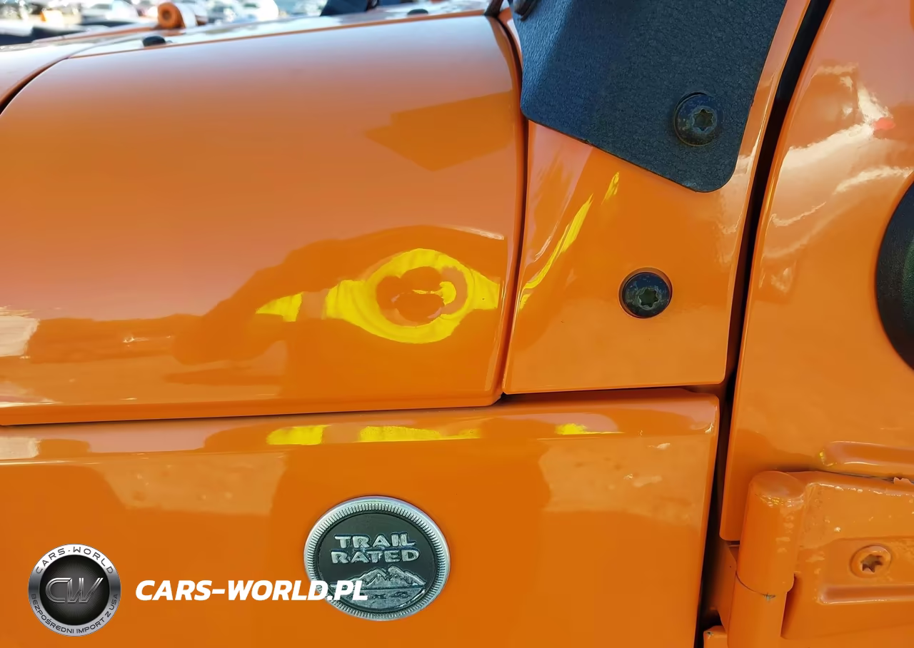 2012 Jeep Wrangler Unlimited Sahara VIN:1C4BJWEGXCL210090 - 6
