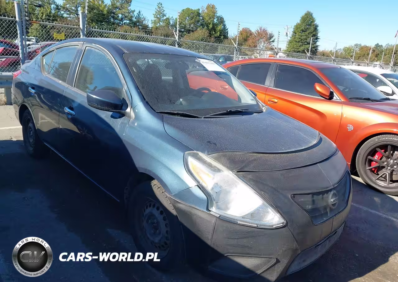 2015 Nissan Versa S