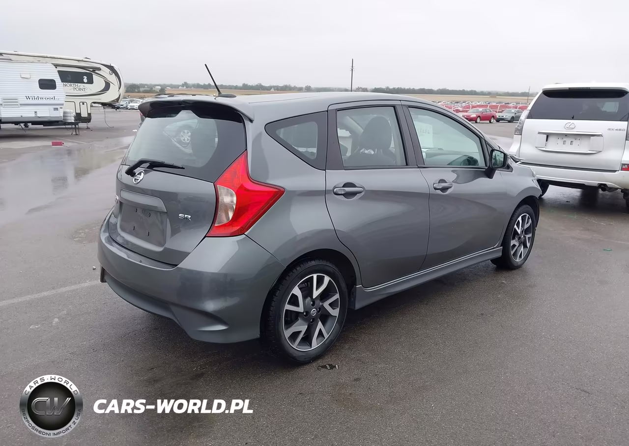 2017 Nissan Versa Note Sr VIN:3N1CE2CP5HL375970 - 4