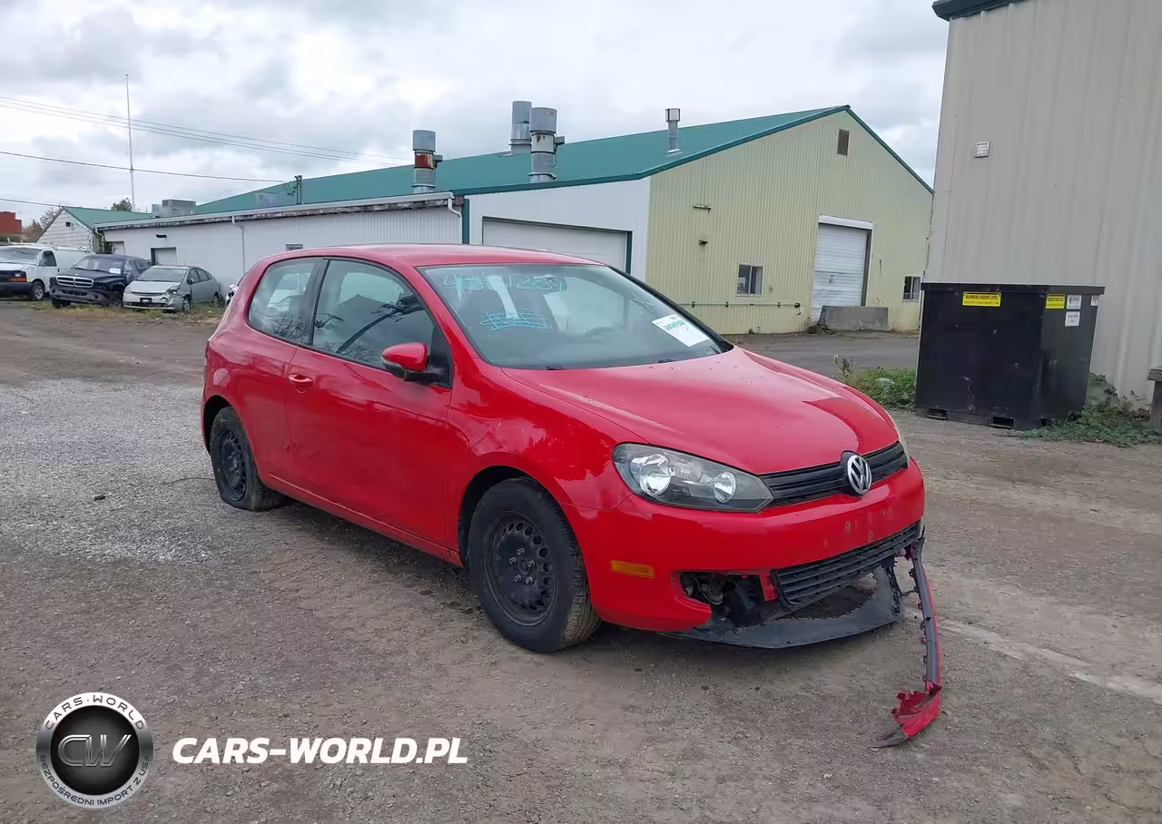 2011 Volkswagen Golf 2.5L 2-Door