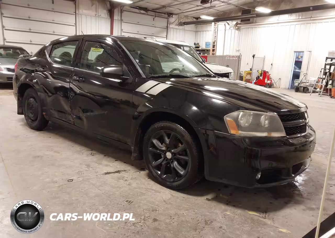 2013 Dodge Avenger R-T