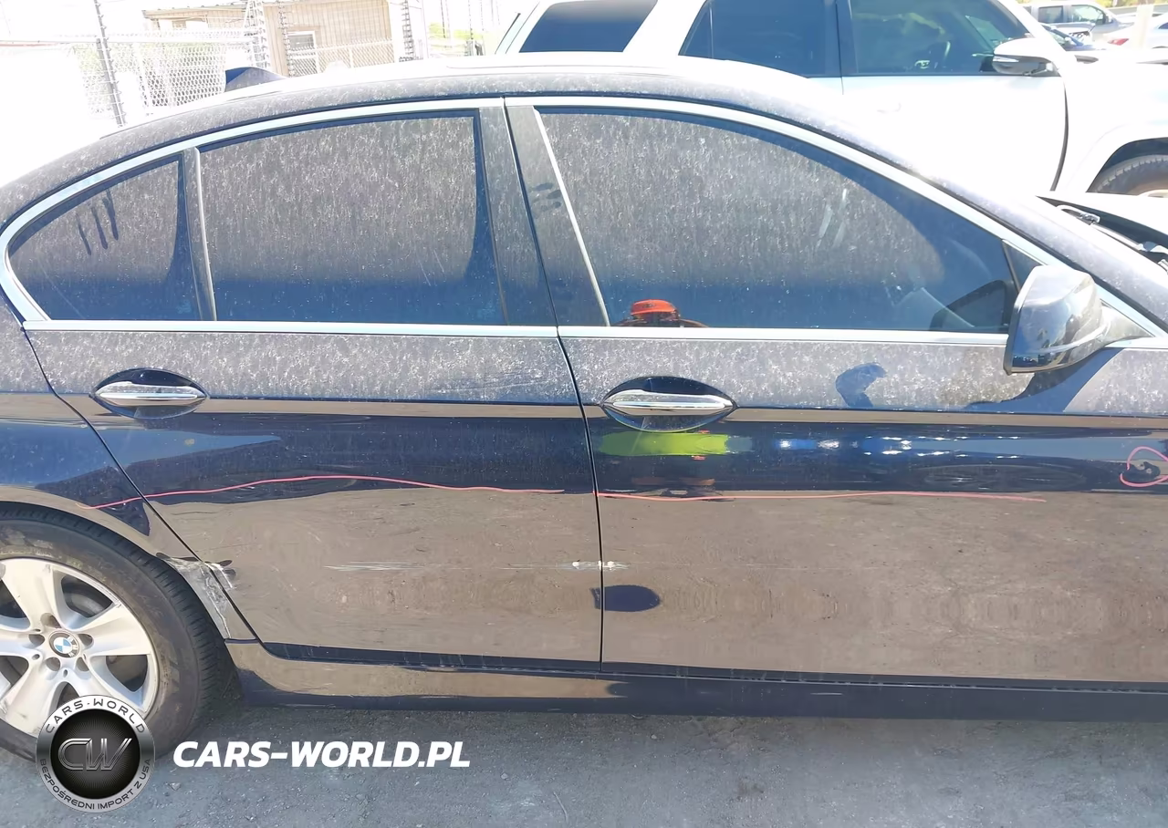 2013 BMW 528I xDrive VIN:WBAXH5C52DD115271 - 13