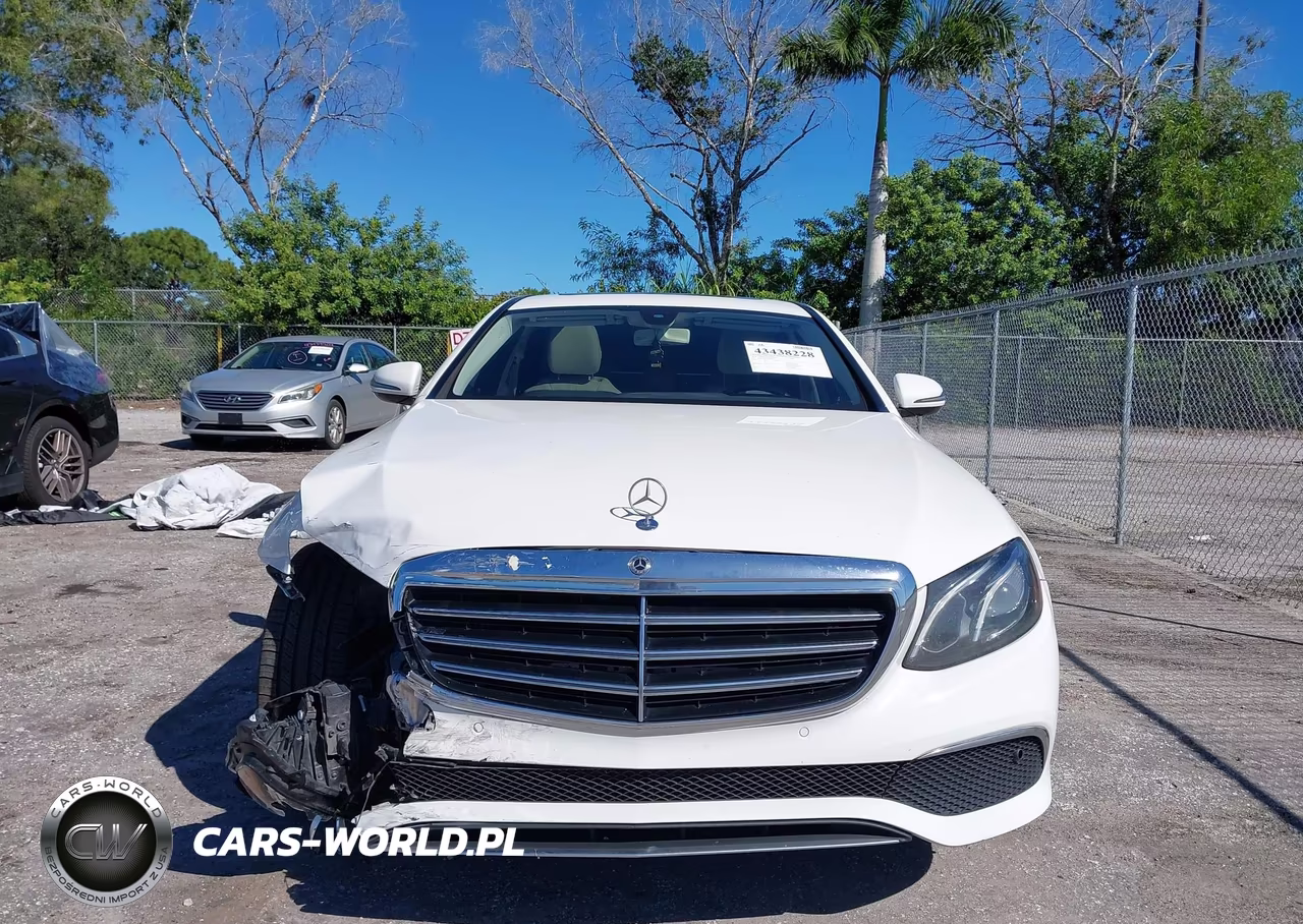 2018 Mercedes-Benz E 300 VIN:WDDZF4JB9JA309108 - 12
