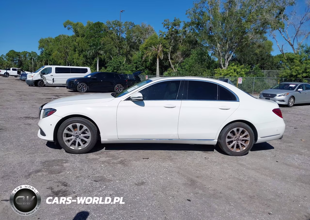2018 Mercedes-Benz E 300 VIN:WDDZF4JB9JA309108 - 14
