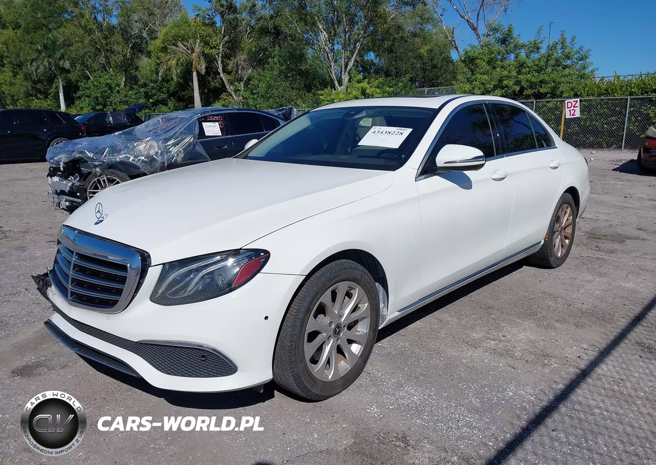 2018 Mercedes-Benz E 300 VIN:WDDZF4JB9JA309108 - 2