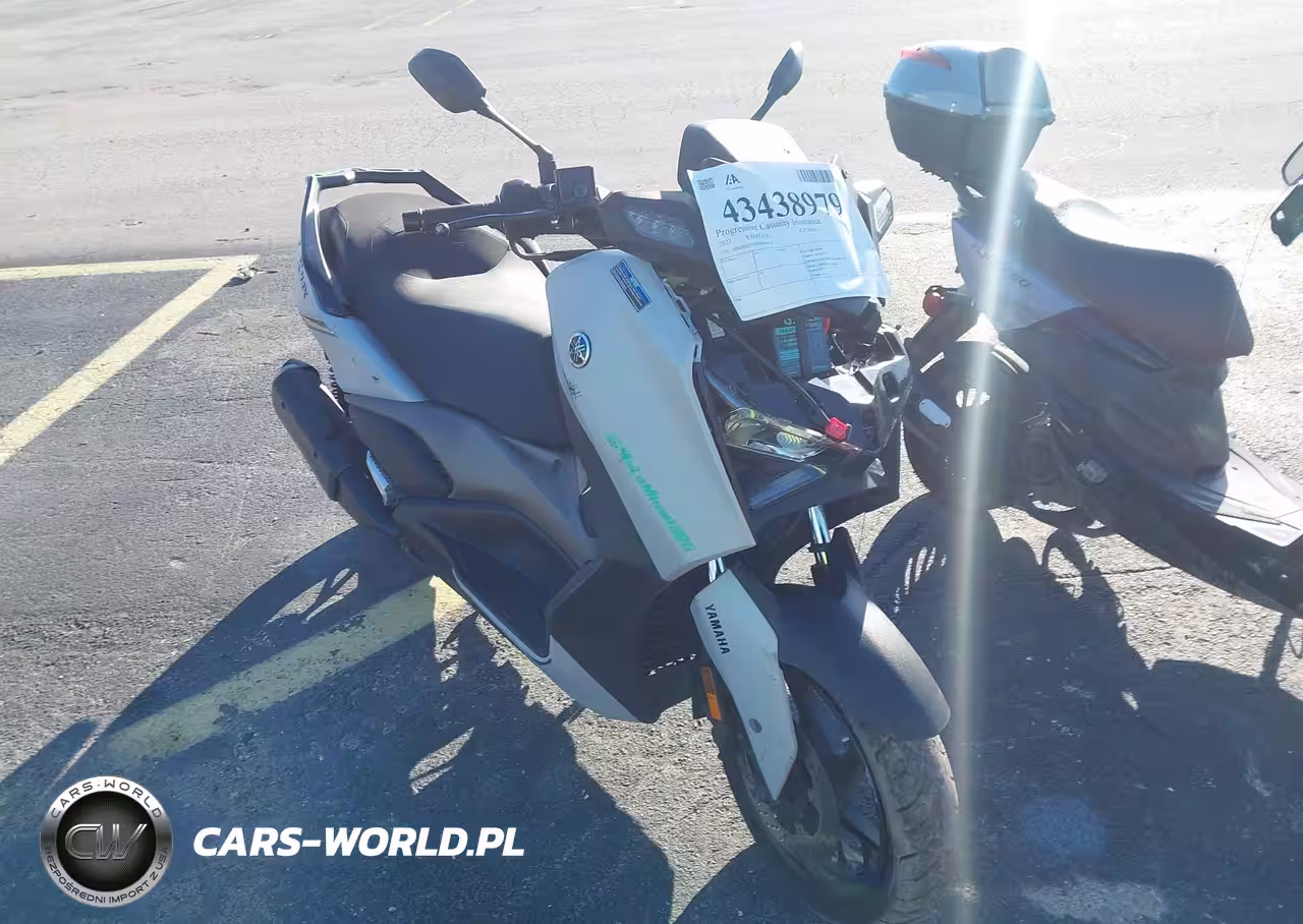 2023 Yamaha Czd300 A