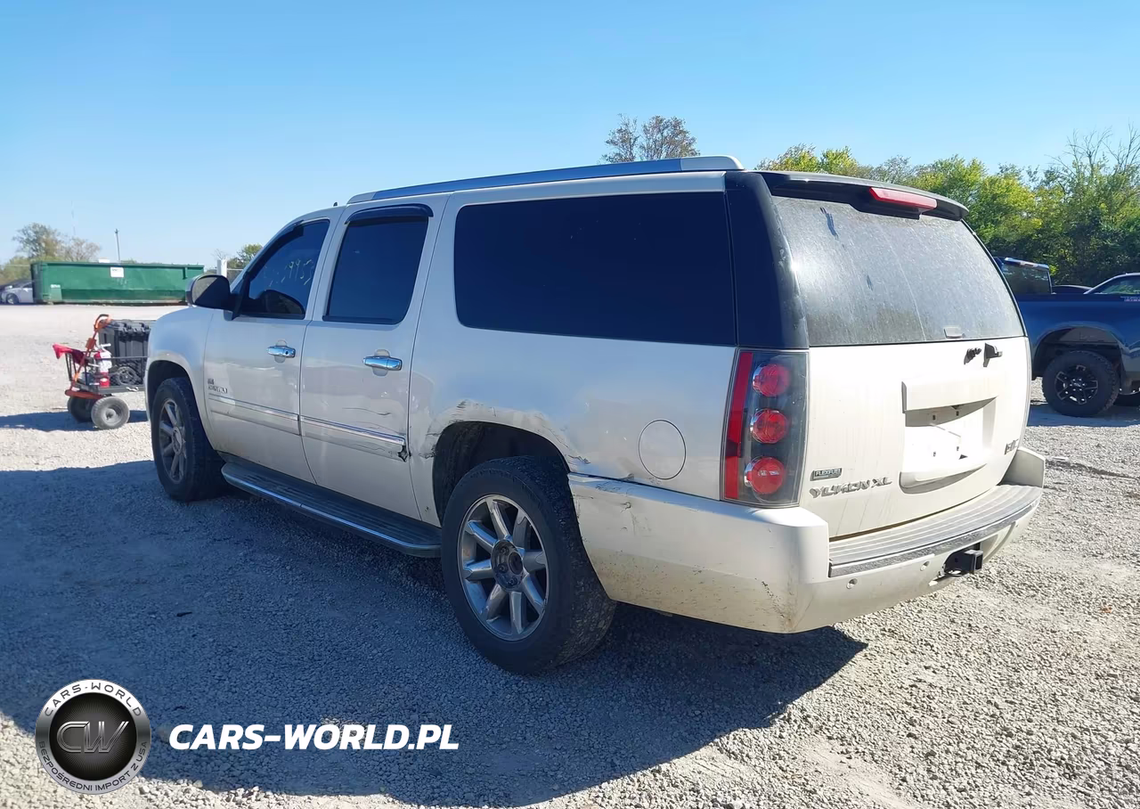 2011 GMC Yukon Xl 1500 Denali VIN:1GKS2MEF4BR204875 - 3