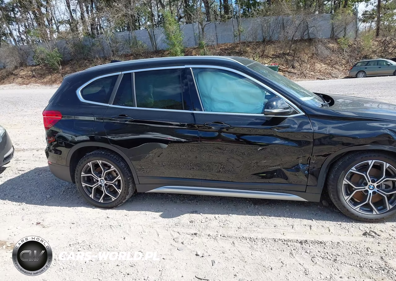 2022 BMW X1 xDrive28I VIN:WBXJG9C07N5U85427 - 13
