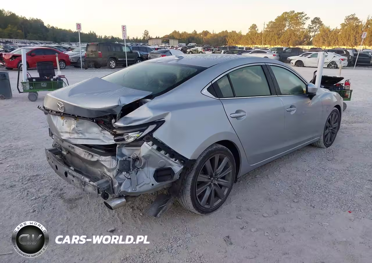 2018 Mazda Mazda6 Grand Touring VIN:JM1GL1TY0J1302056 - 4
