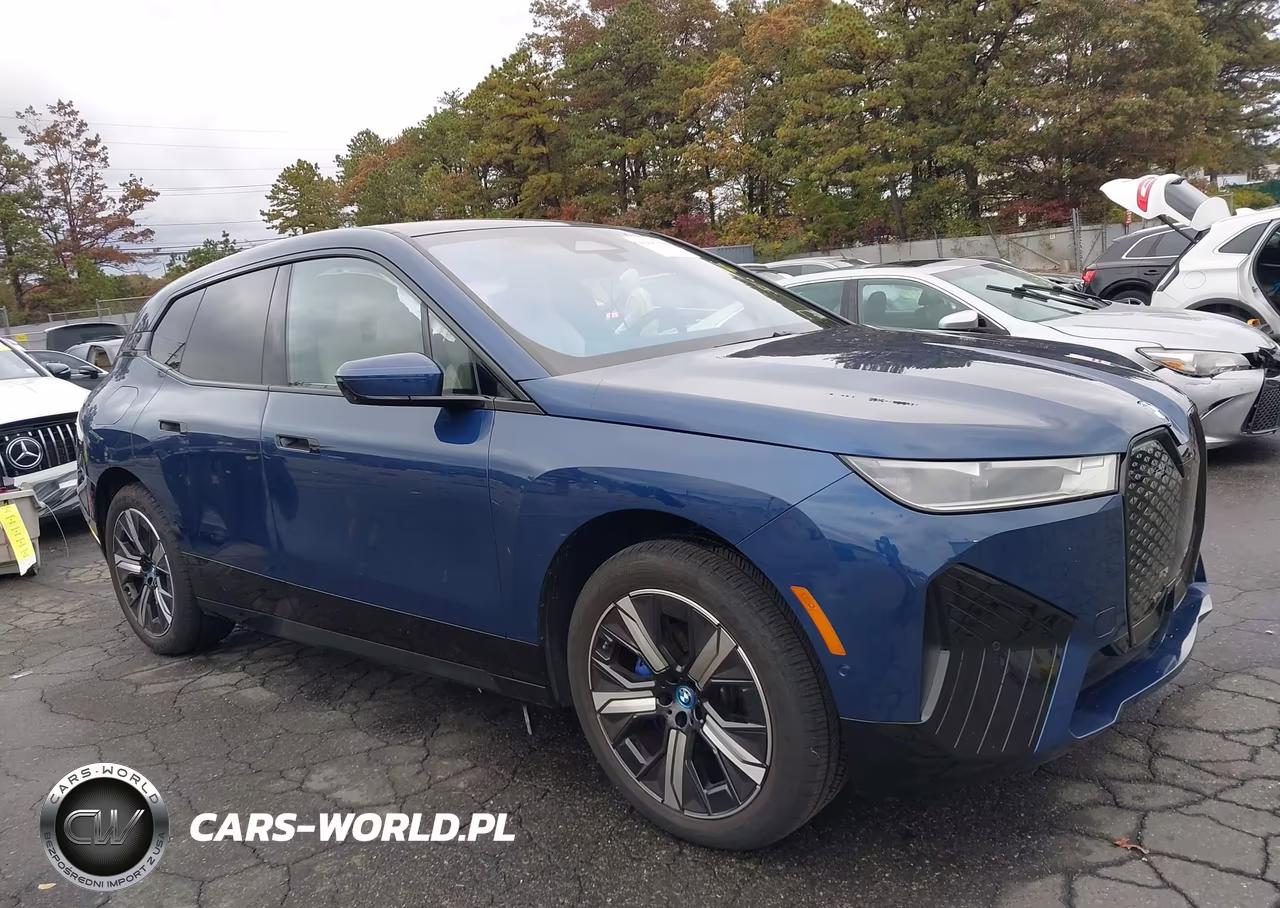2025 BMW Ix xDrive50