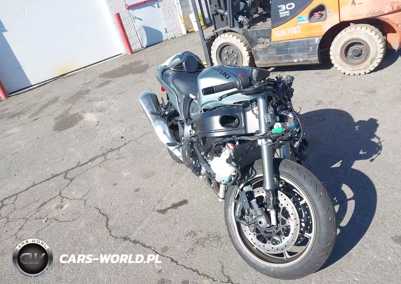 2025 Suzuki Gsx1300 Rr