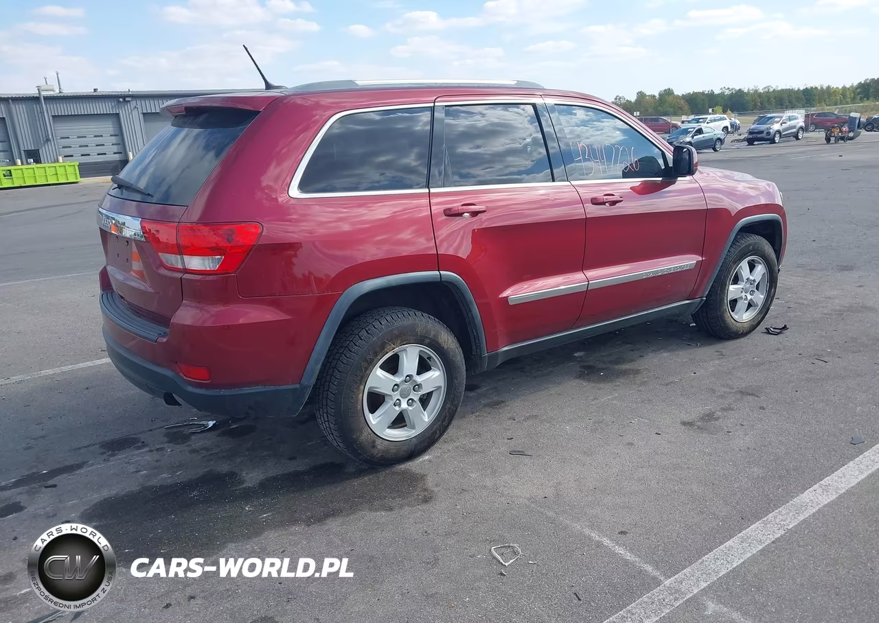 2012 Jeep Grand Cherokee Laredo VIN:1C4RJFAG2CC184654 - 4