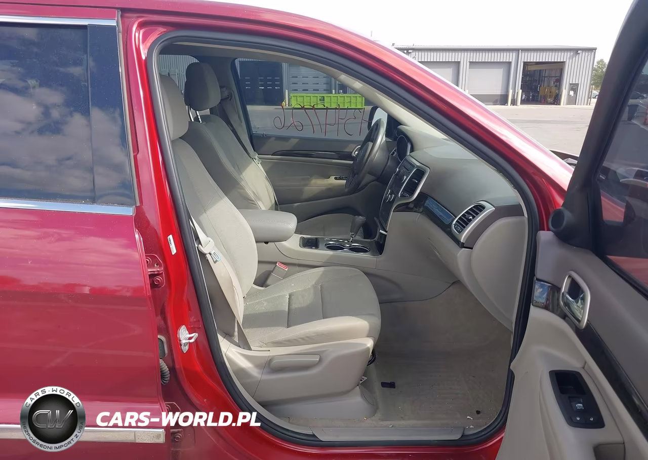2012 Jeep Grand Cherokee Laredo VIN:1C4RJFAG2CC184654 - 5