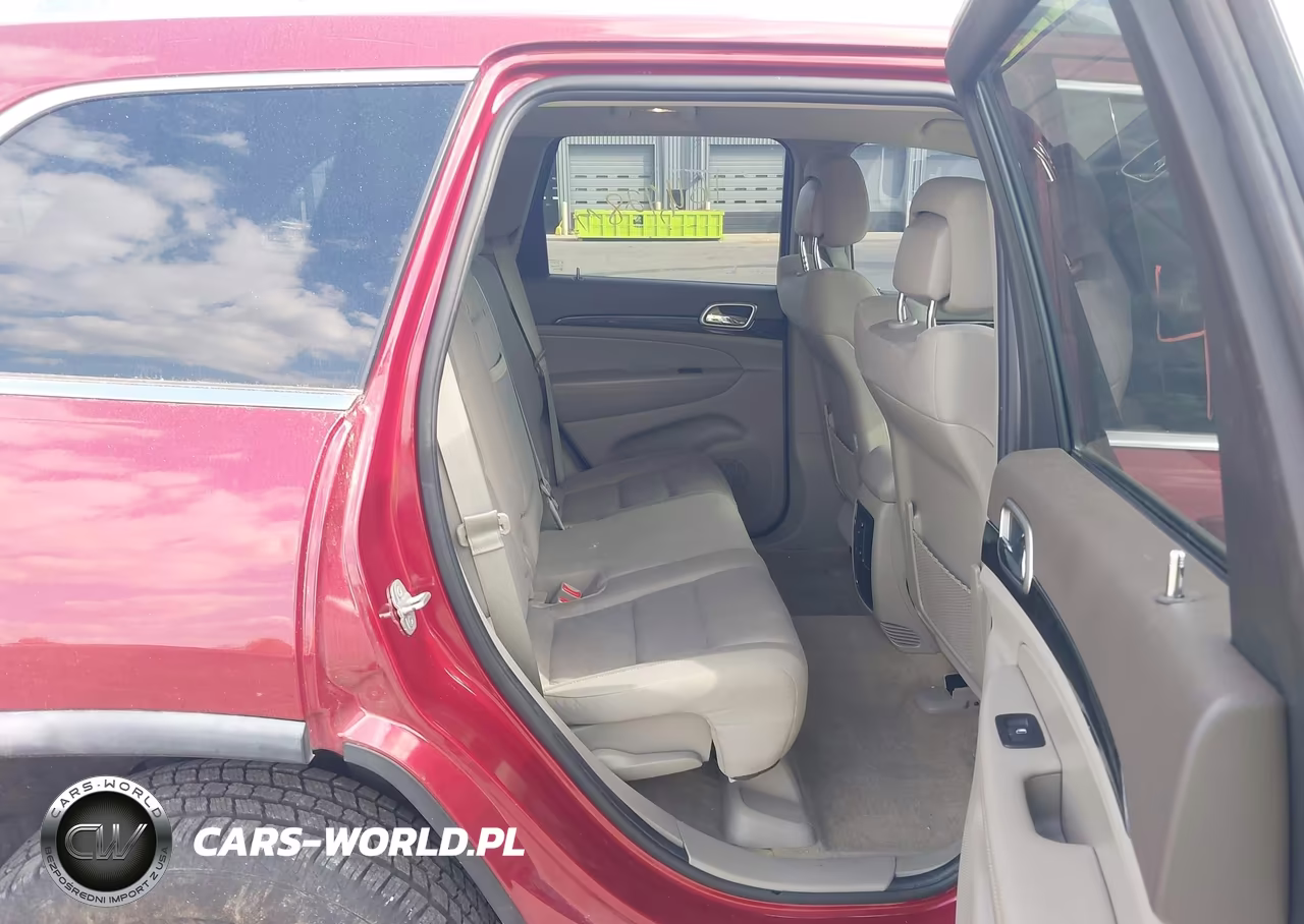 2012 Jeep Grand Cherokee Laredo VIN:1C4RJFAG2CC184654 - 8