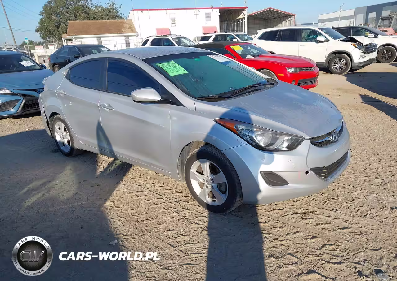 2013 Hyundai Elantra Gls