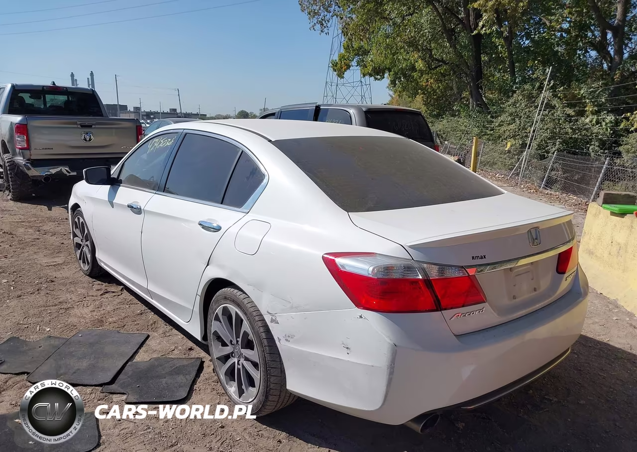 2015 Honda Accord Sport VIN:1HGCR2F54FA030785 - 3