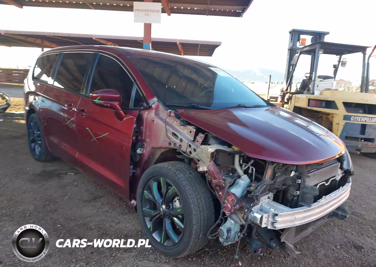 2019 Chrysler Pacifica Touring Plus