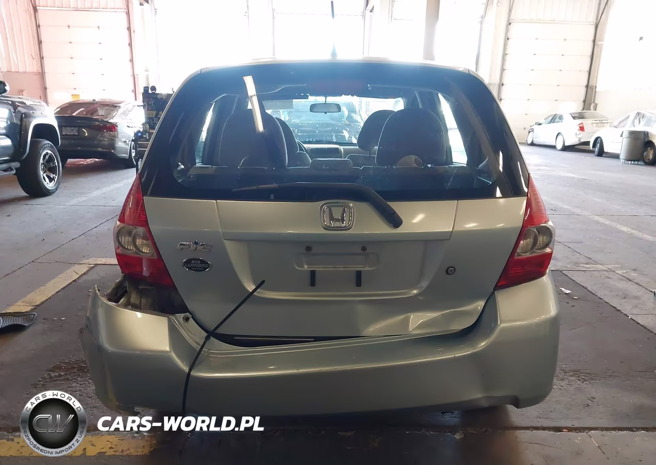 2007 Honda Fit VIN:JHMGD38497S053644 - 16