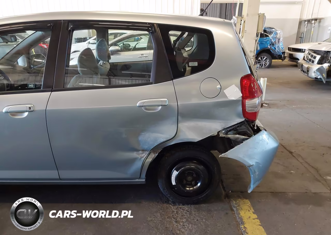 2007 Honda Fit VIN:JHMGD38497S053644 - 6