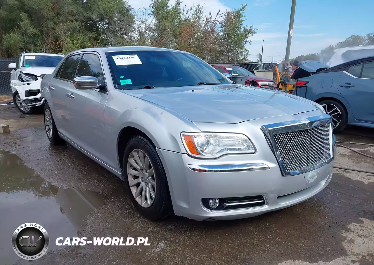 2012 Chrysler 300 Limited