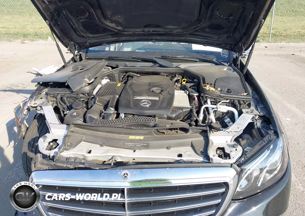 2018 Mercedes-Benz E 300 4Matic VIN:WDDZF4KB6JA359009 - 10