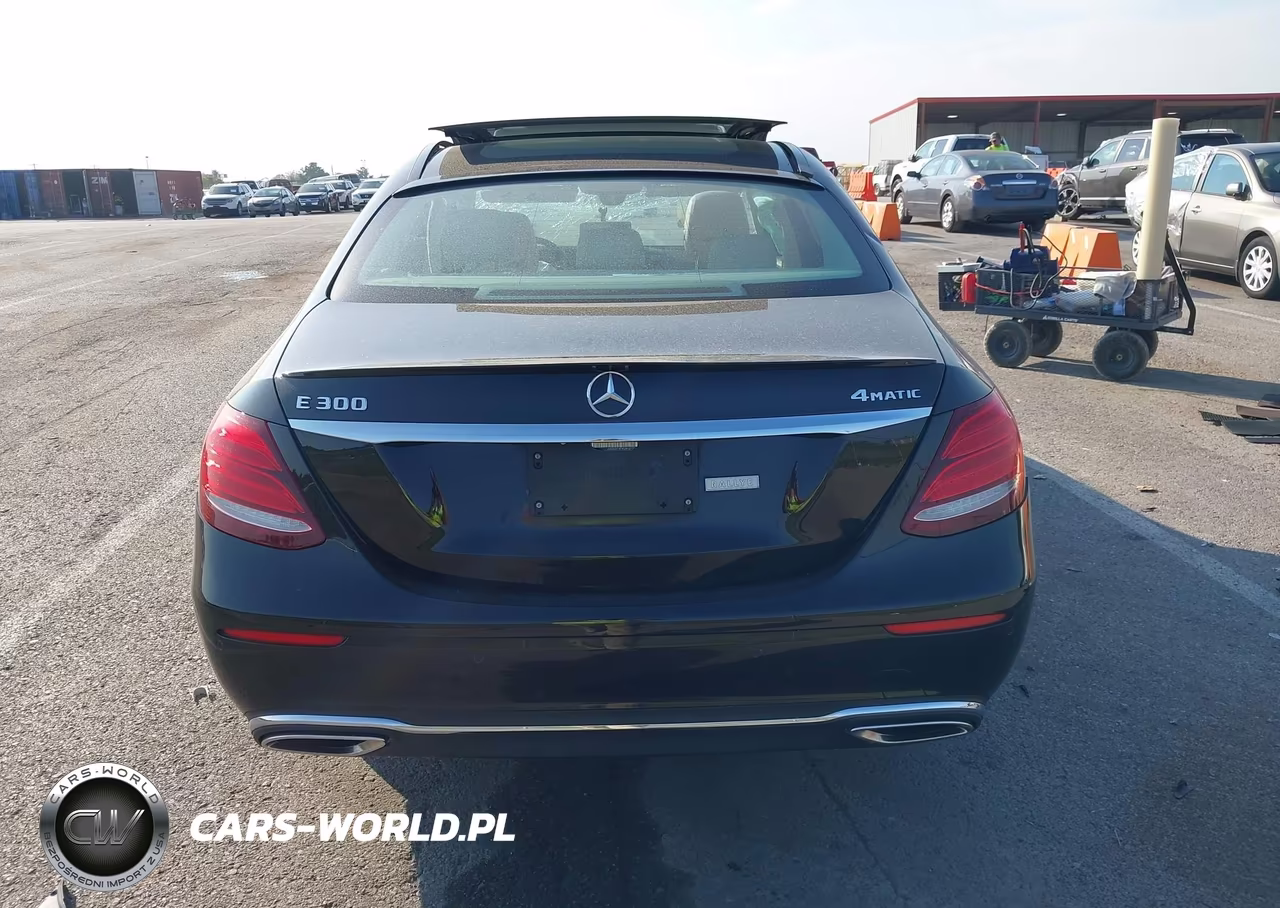 2018 Mercedes-Benz E 300 4Matic VIN:WDDZF4KB6JA359009 - 15