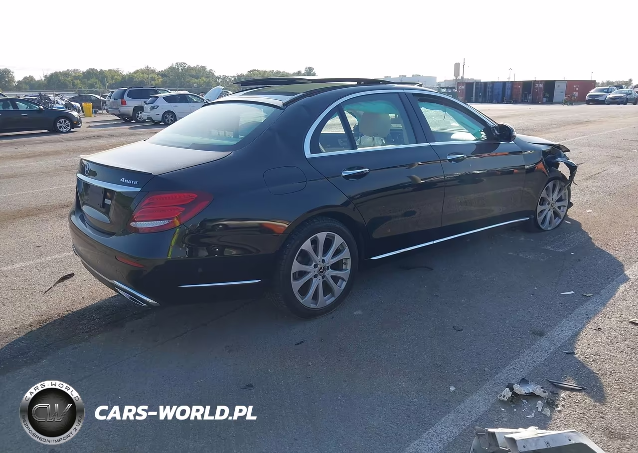 2018 Mercedes-Benz E 300 4Matic VIN:WDDZF4KB6JA359009 - 4
