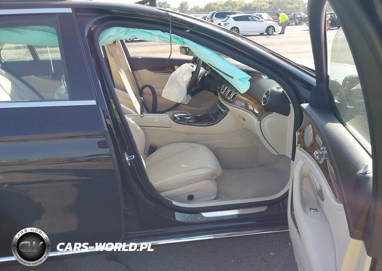 2018 Mercedes-Benz E 300 4Matic VIN:WDDZF4KB6JA359009 - 5