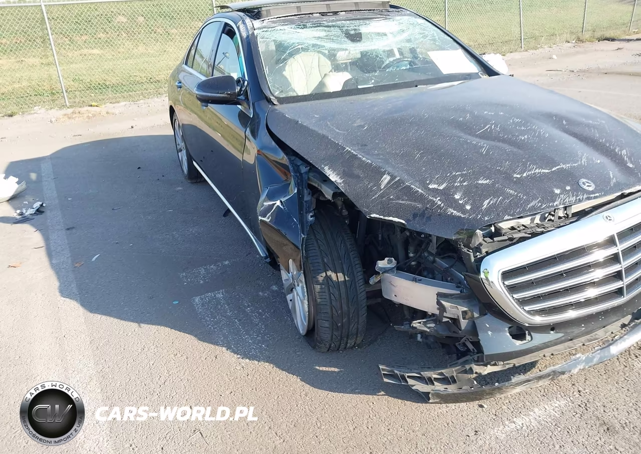 2018 Mercedes-Benz E 300 4Matic VIN:WDDZF4KB6JA359009 - 6