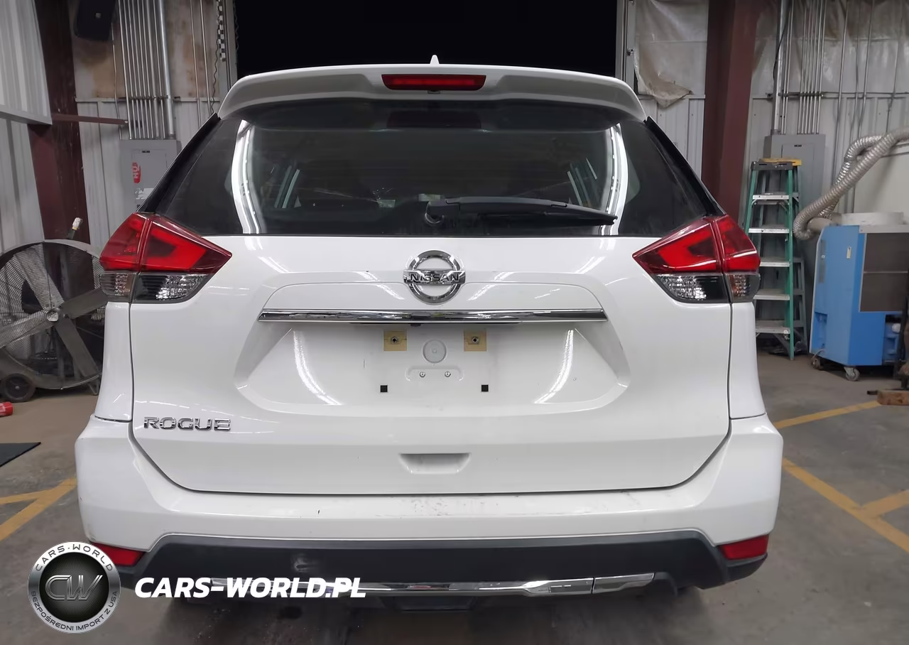2018 Nissan Rogue S VIN:KNMAT2MT2JP576600 - 16