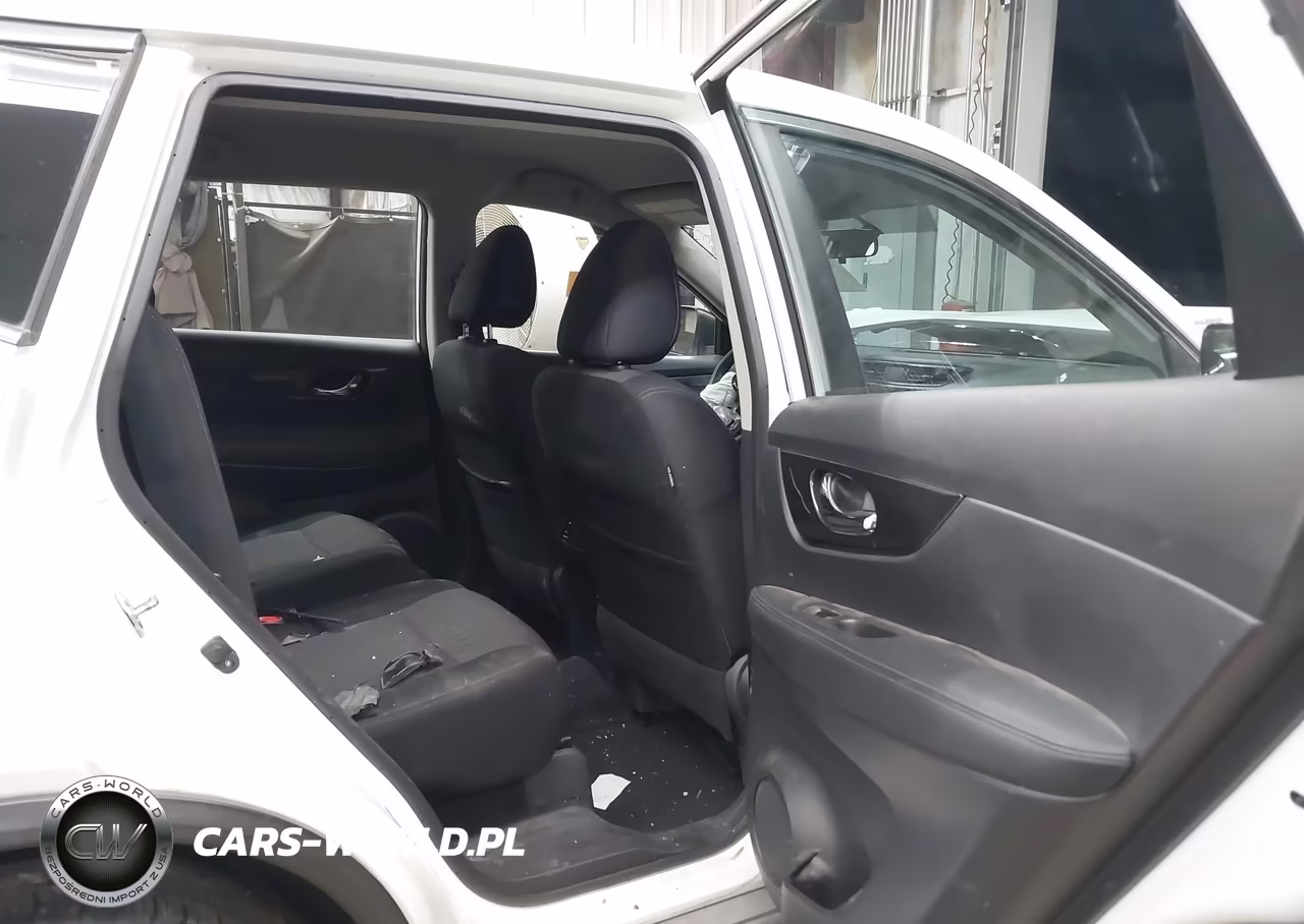 2018 Nissan Rogue S VIN:KNMAT2MT2JP576600 - 8