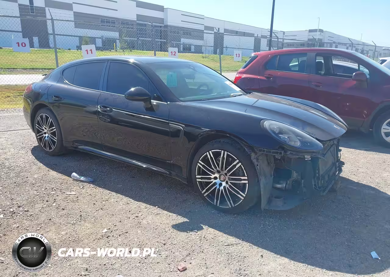 2014 Porsche Panamera 4