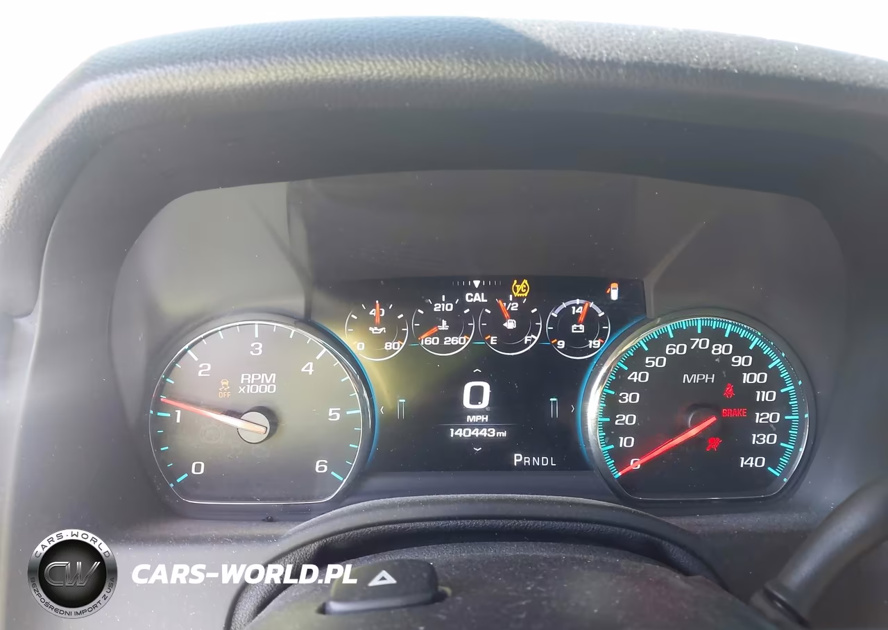 2017 Chevrolet Tahoe Premier VIN:1GNSKCKC9HR377758 - 7