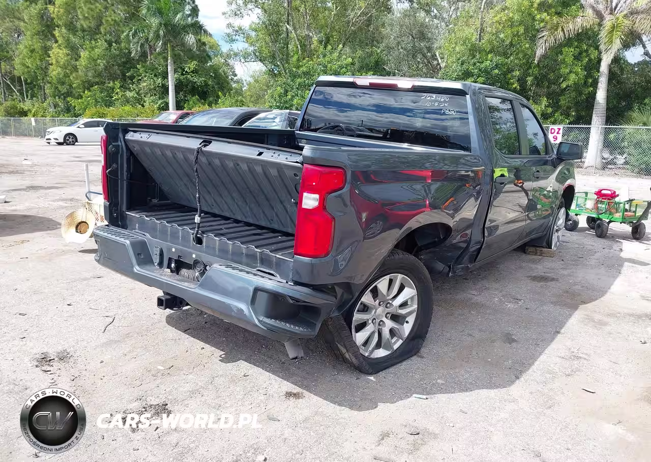 2021 Chevrolet Silverado 1500 2Wd Short Bed Custom VIN:1GCPWBEKXMZ249605 - 4