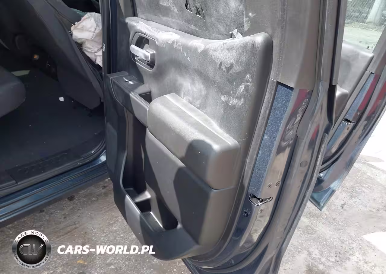 2021 Chevrolet Silverado 1500 2Wd Short Bed Custom VIN:1GCPWBEKXMZ249605 - 8