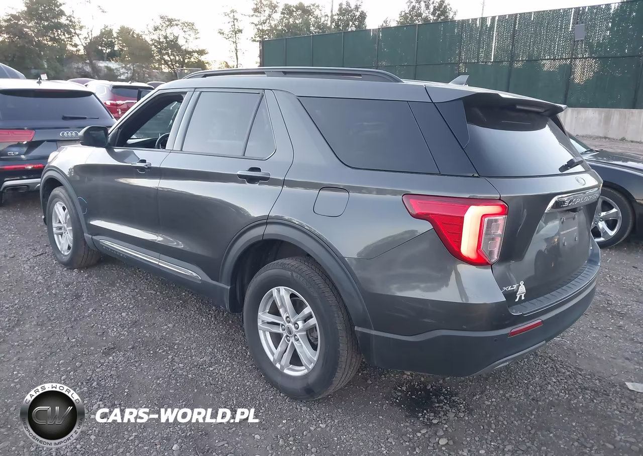 2020 Ford Explorer Xlt VIN:1FMSK8DHXLGB44728 - 3