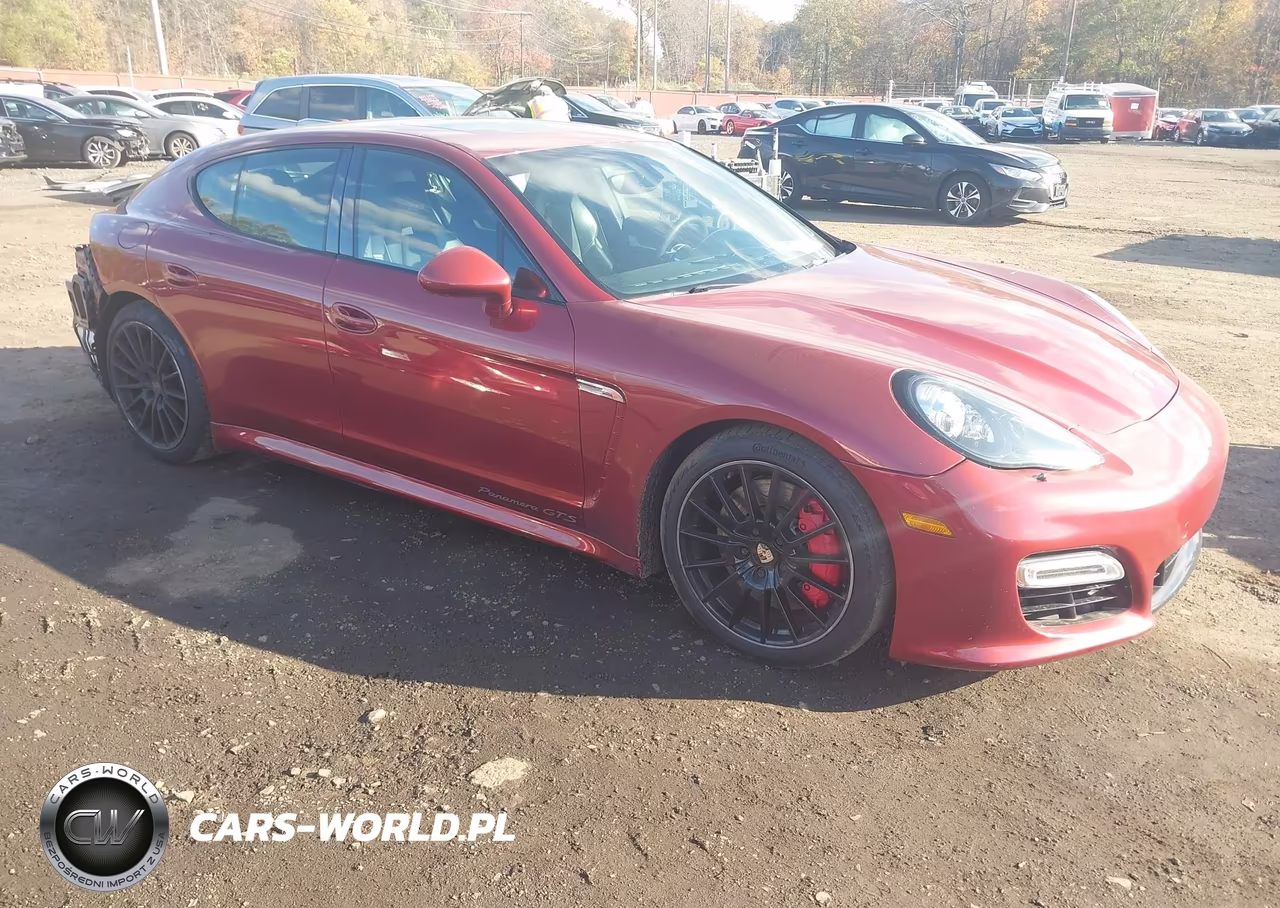 2013 Porsche Panamera Gts