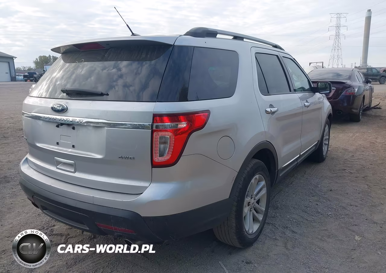 2012 Ford Explorer Xlt VIN:1FMHK7D85CGA34495 - 4