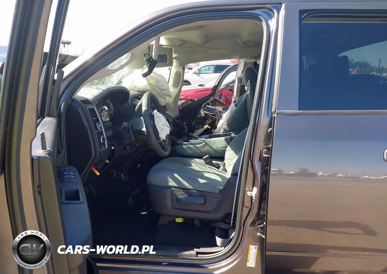 2019 Ram 1500 Classic Tradesman 4X2 6'4 Box VIN:1C6RR6FG0KS686091 - 5