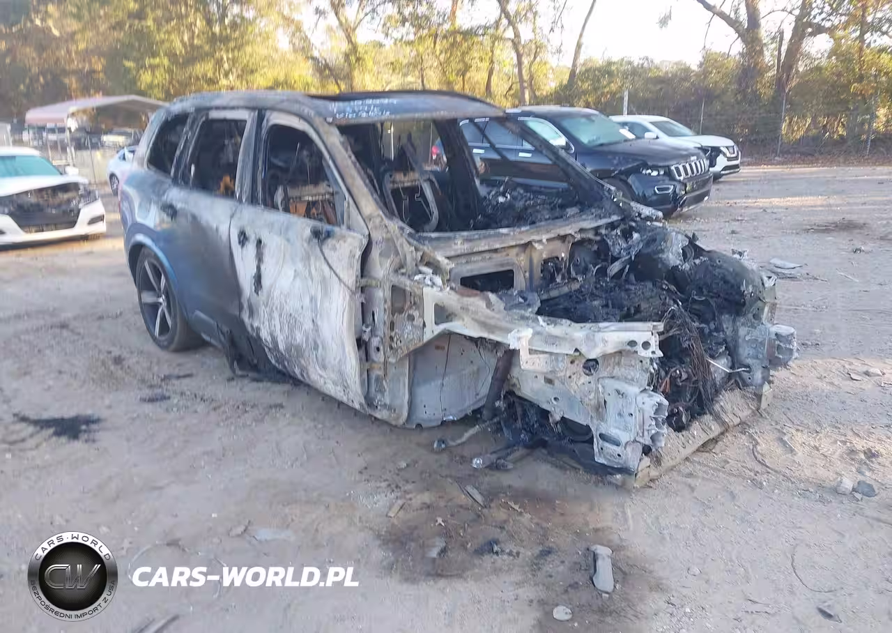 2017 Volvo Xc90 T6 R-Design